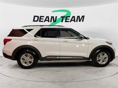 Used 2020 Ford Explorer XLT image 9