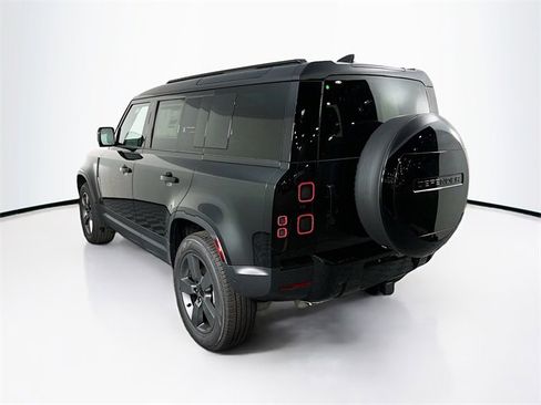 New 2026 Land Rover Defender 110 S image 7