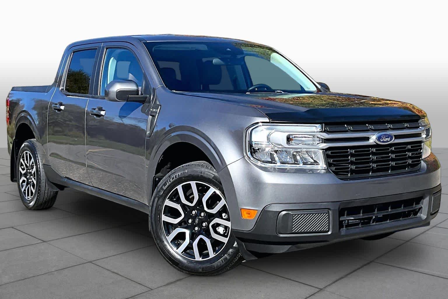 Used 2023 Ford Maverick Lariat FWD image 3