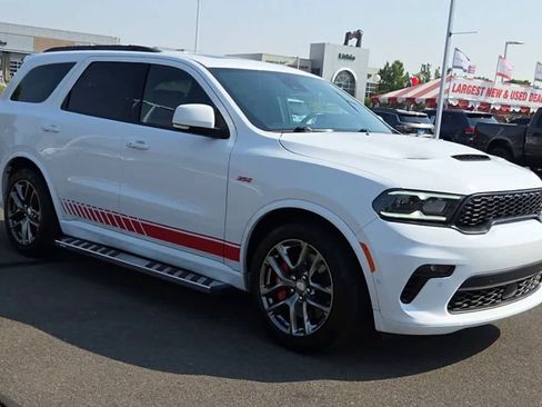 Used 2022 Dodge Durango SRT w/ Premium Interior Group AWD/4WD image 2