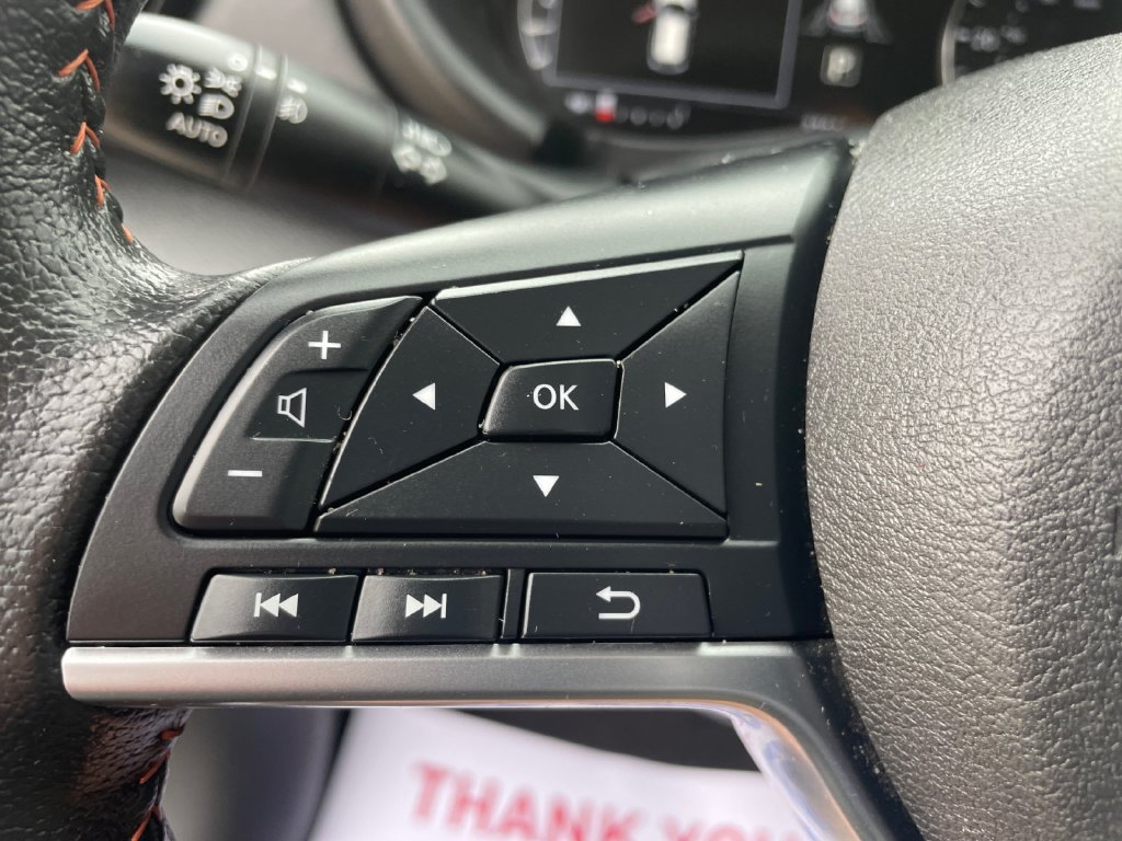 Used 2023 Nissan Kicks SR FWD image 33
