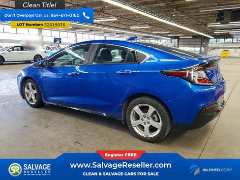 Used 2018 Chevrolet Volt LT FWD image 3