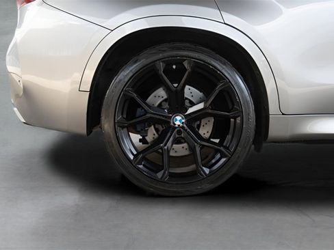 Used 2017 BMW X6 M image 15