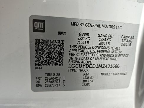 Used 2021 Chevrolet Silverado 1500 LT w/ Bed Protection Package AWD/4WD image 34