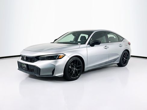 Used 2025 Honda Civic Sport image 3