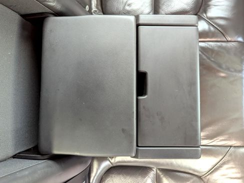 Used 2010 Volvo XC70 3.2 image 45