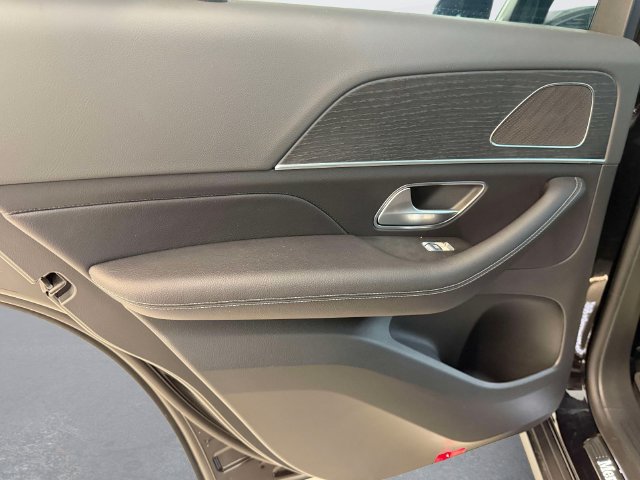 Certified 2026 Mercedes-Benz GLE 350 4MATIC image 11