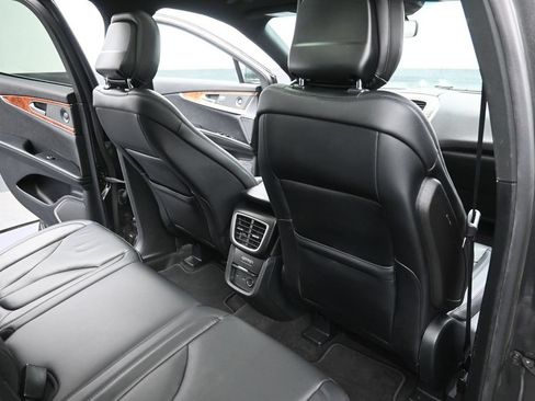 Used 2020 Lincoln Nautilus Reserve AWD/4WD image 10