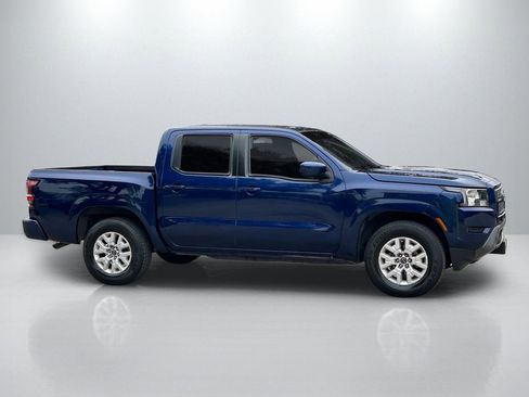 Used 2022 Nissan Frontier SV image 4