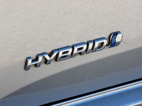 Used 2016 Toyota Avalon Limited w/ Toyota Safety Sense Package image 31