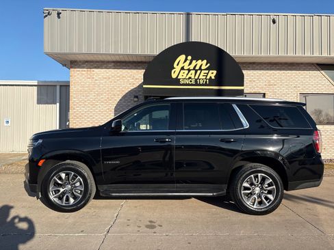 Used 2024 Chevrolet Tahoe LS w/ Driver Alert Package image 2