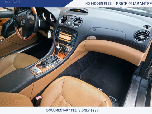 Used 2011 Mercedes-Benz SL 550 image 18