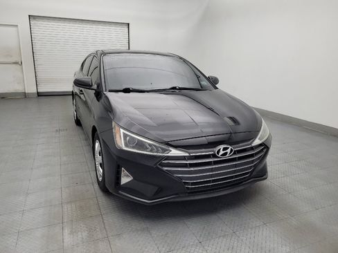 Used 2019 Hyundai Elantra SE w/ Cargo Package FWD image 14