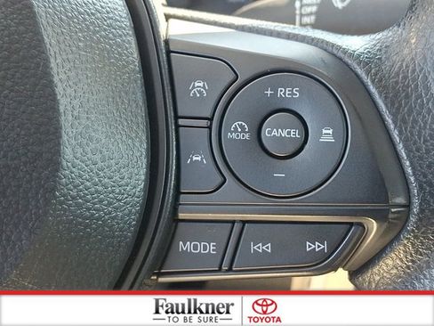 Certified 2025 Toyota Corolla LE FWD image 22