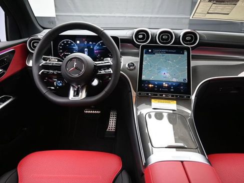 New 2025 Mercedes-Benz GLC 43 AMG 4MATIC image 9