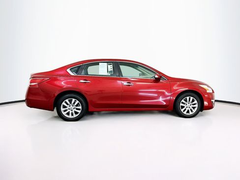 Used 2013 Nissan Altima 2.5 S image 10