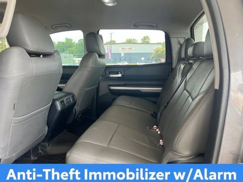 Used 2019 Toyota Tundra SR5 w/ SR5 Upgrade Package AWD/4WD image 10