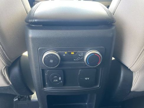 Used 2021 Ford Explorer XLT RWD image 20