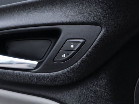 Used 2022 Chevrolet Equinox LT image 16