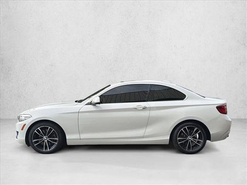 Used 2020 BMW 230i xDrive Coupe w/ Premium Package AWD/4WD image 8