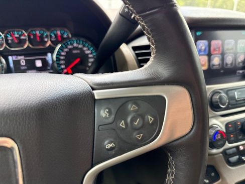 Used 2018 GMC Yukon SLT w/ Open Road Package RWD image 34