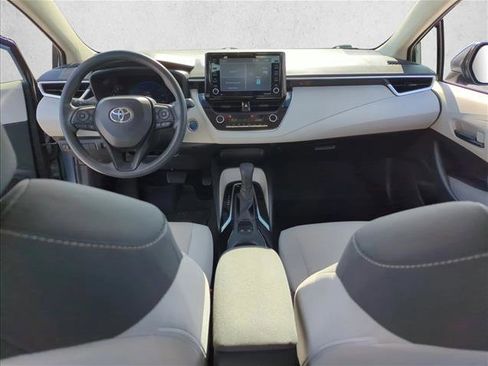 Certified 2022 Toyota Corolla LE image 24
