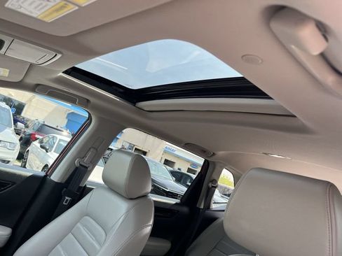 Used 2024 Honda CR-V EX-L image 18