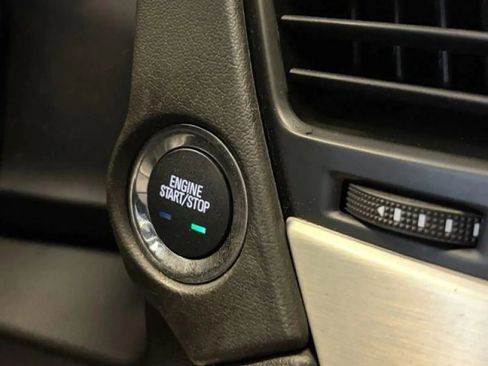 Used 2017 GMC Yukon SLT w/ Open Road Package AWD/4WD image 23