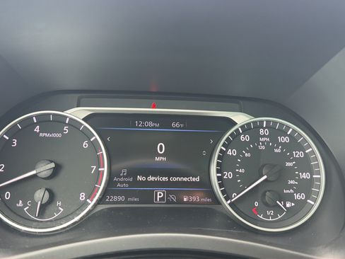 Used 2024 Nissan Sentra SR FWD image 10