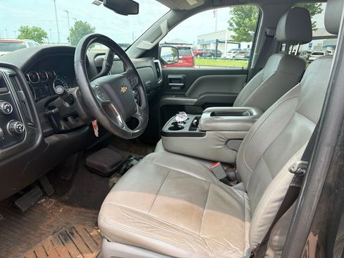 Used 2017 Chevrolet Silverado 1500 LT w/ All Star Edition AWD/4WD image 4