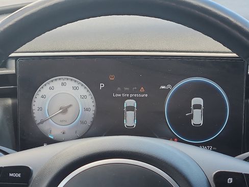 Certified 2022 Hyundai Tucson Limited w/ Winter Package image 14