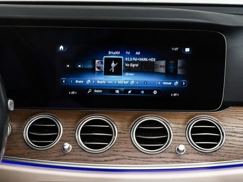 Certified 2022 Mercedes-Benz E 350 4MATIC Sedan image 16