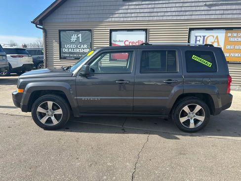 Used 2016 Jeep Patriot High Altitude image 8