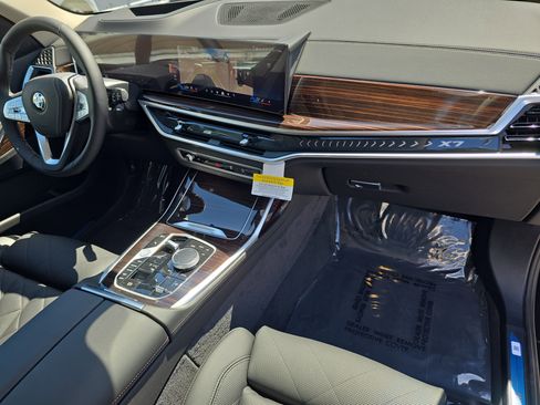 New 2026 BMW X7 xDrive40i image 12