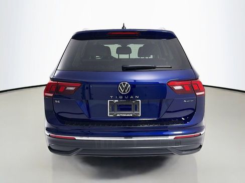 Used 2024 Volkswagen Tiguan SE image 6