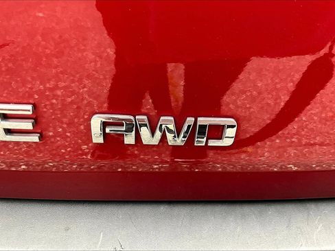Used 2019 Chevrolet Traverse LT w/ LT Premium Package AWD/4WD image 24