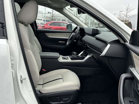 Certified 2024 MAZDA CX-90 Plug-In Hybrid w/ Premium Pkg image 12