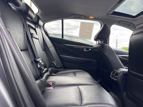 Used 2019 INFINITI Q50 Luxe w/ Essential Package (3.0T Luxe) AWD/4WD image 28