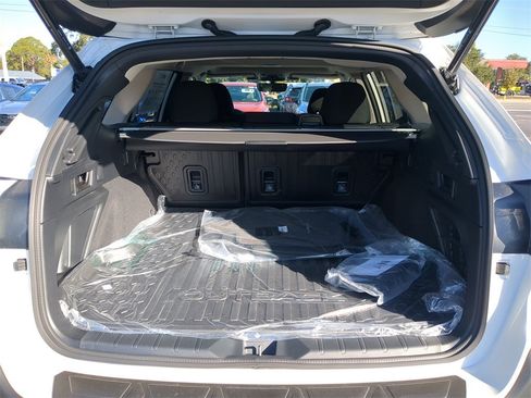 New 2025 Subaru Outback Premium image 9