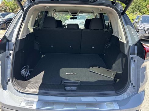 New 2026 Nissan Rogue SV AWD/4WD image 13