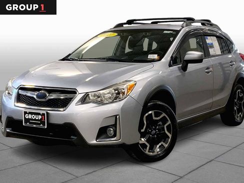 Used 2017 Subaru Crosstrek 2.0i Premium image 1
