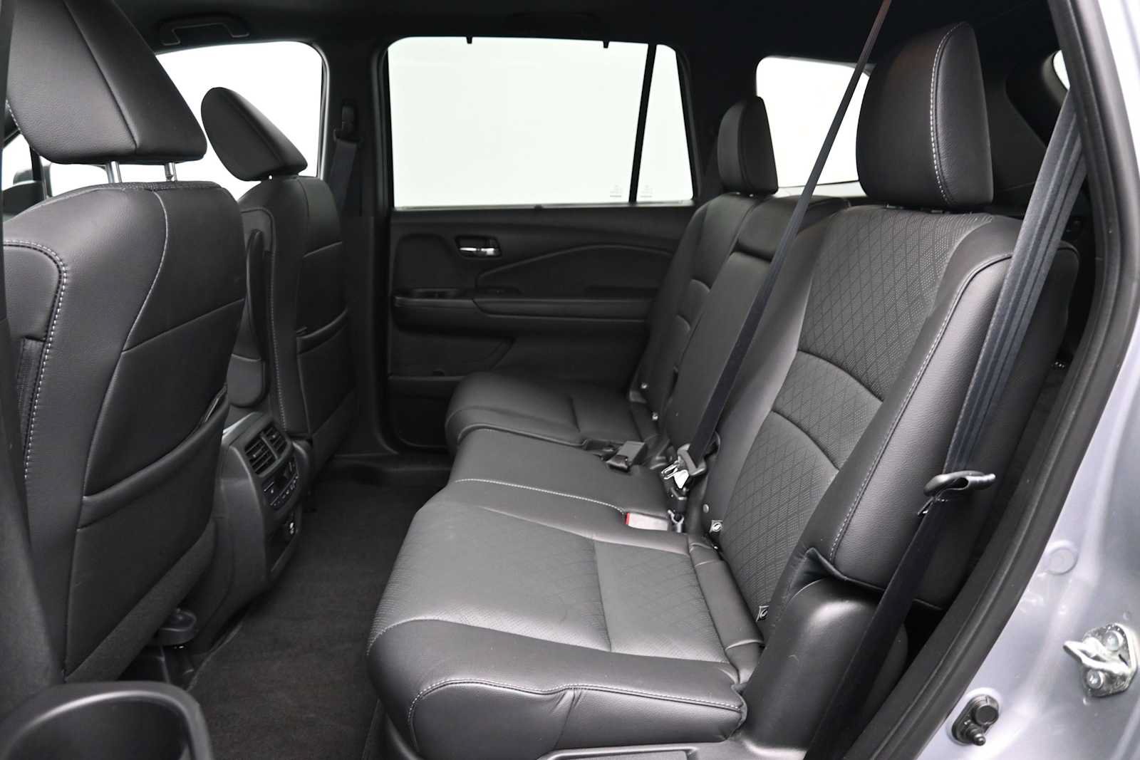 Used 2020 Honda Passport Touring image 13