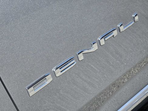 Certified 2023 GMC Yukon Denali AWD/4WD image 10