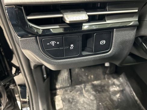 New 2026 Kia Sportage X-Line AWD/4WD image 13