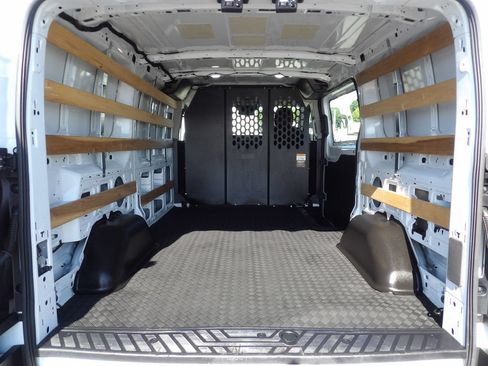 Used 2025 Ford Transit 250 Low Roof w/ Exterior Upgrade Package RWD image 40
