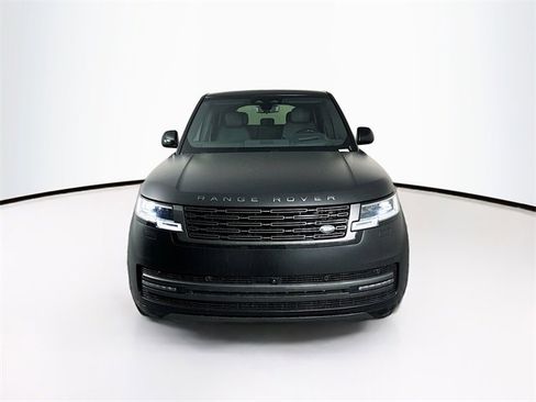 New 2026 Land Rover Range Rover SE image 2
