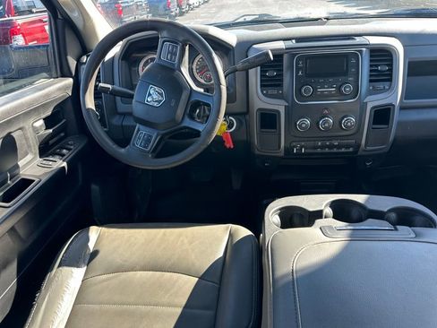 Used 2016 RAM 3500 Tradesman w/ Chrome Appearance Group image 16