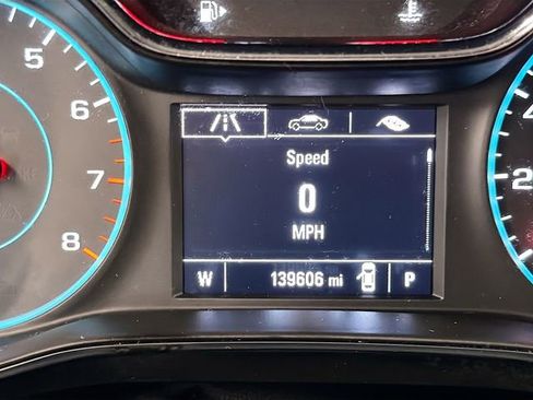 Used 2017 Chevrolet Cruze LT image 12