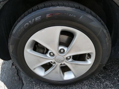 Used 2016 Kia Soul FWD image 10