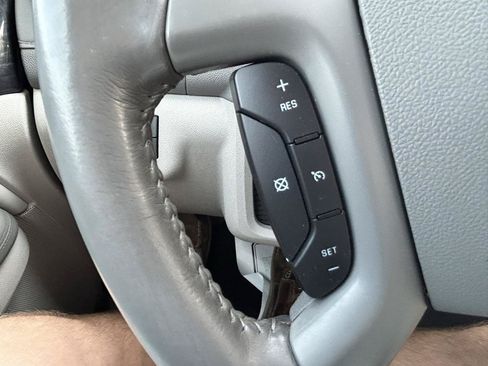 Used 2017 Buick Enclave Convenience FWD image 19
